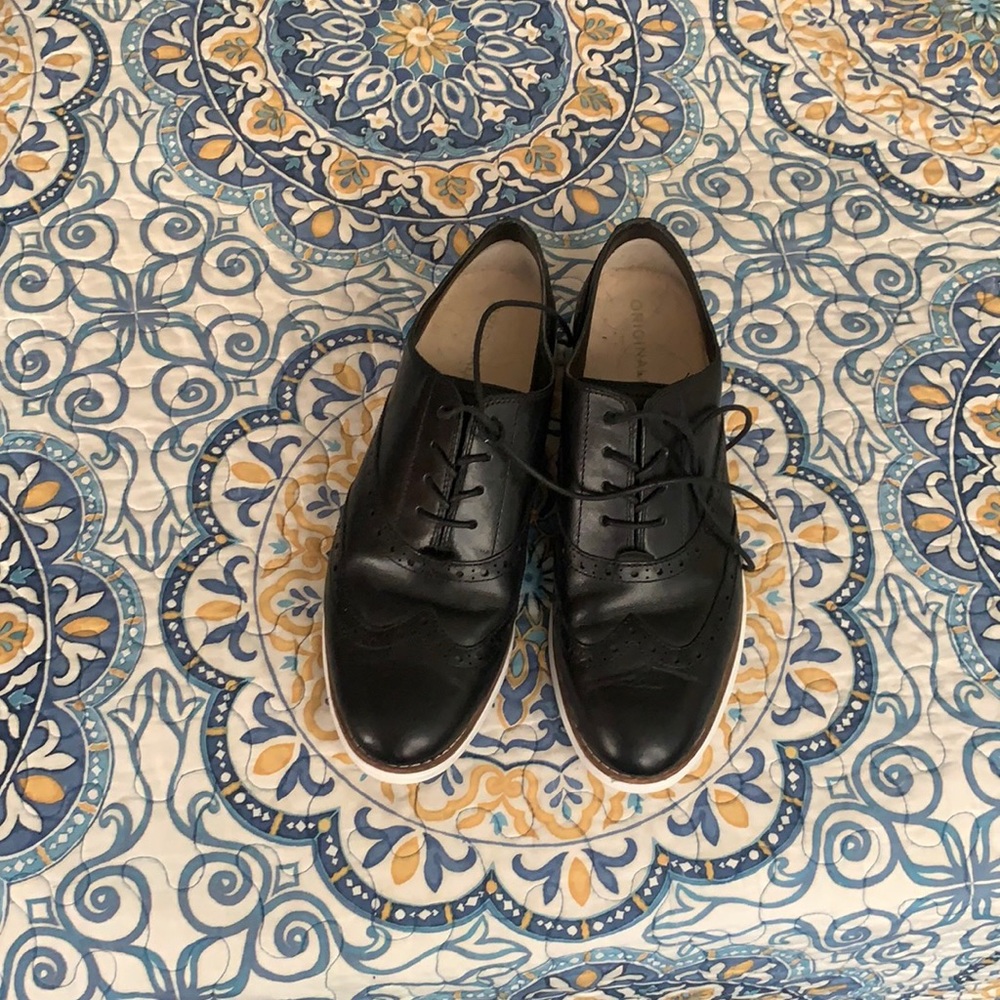 Women’s Cole Haan size 10 black shoes
